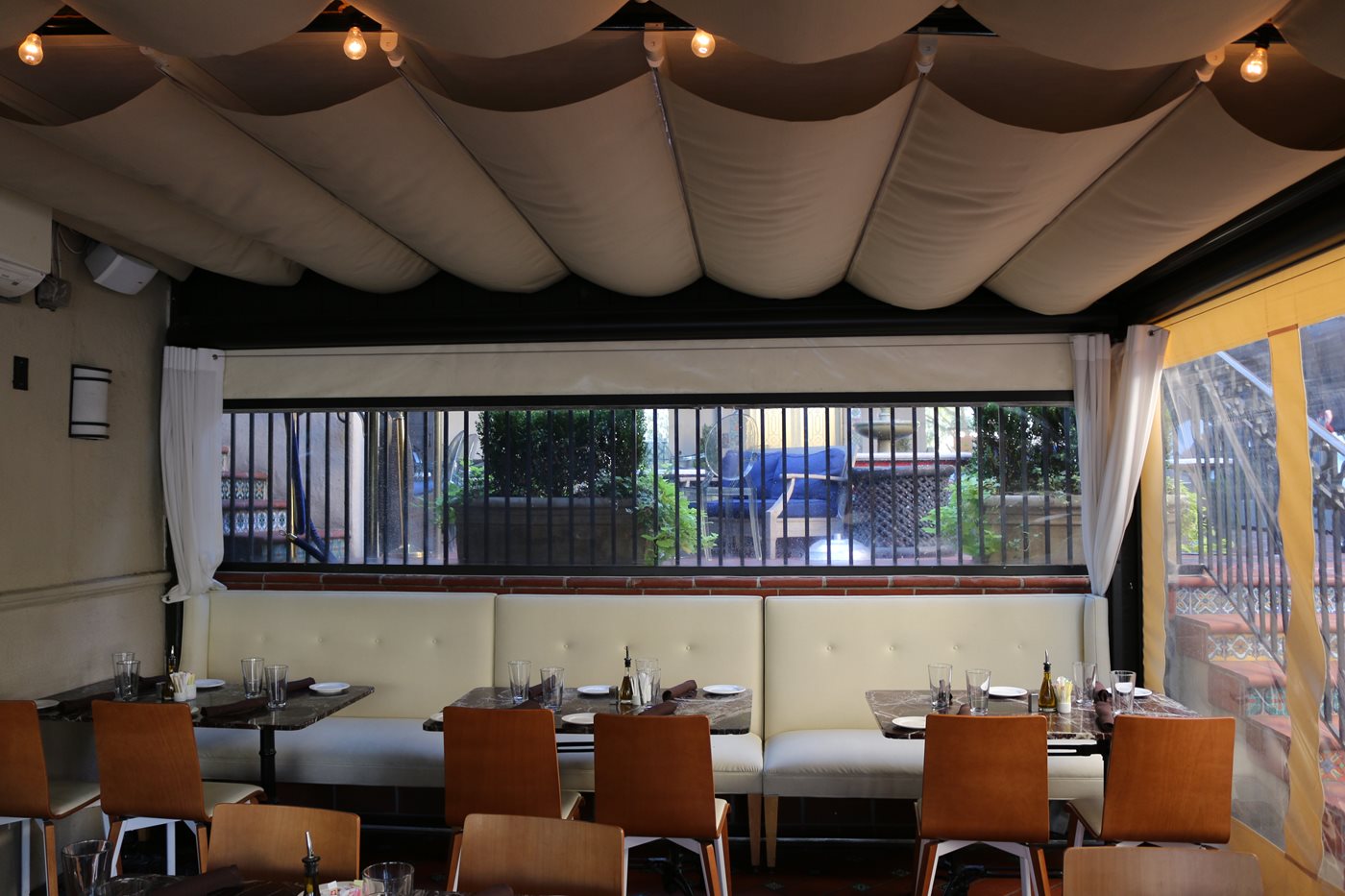 PT-45-Screens-Bistro-31-at-Highland-Park-Village-Dallas,-TX-(2).JPG